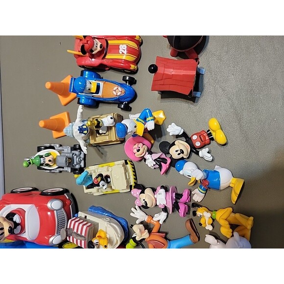 Disney Mickey Mouse & Friends Figurine Lot  Mini Figures cars etc.. Huge lot - Picture 8 of 12